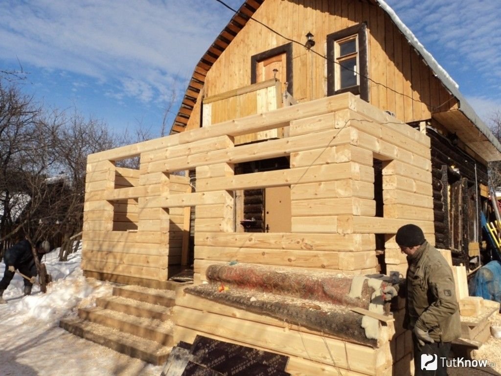 Пристройка к деревянному дому: ключевые нюансы строительства | Фото и проекты